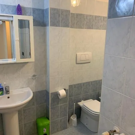Dante Doc Apartment